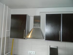 Установка вытяжки на кухне в Чебоксарах